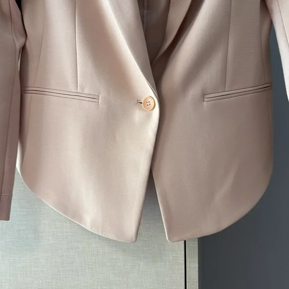 BCBGMaxAzria size S Light Pink Blazer - Picture 2 of 5